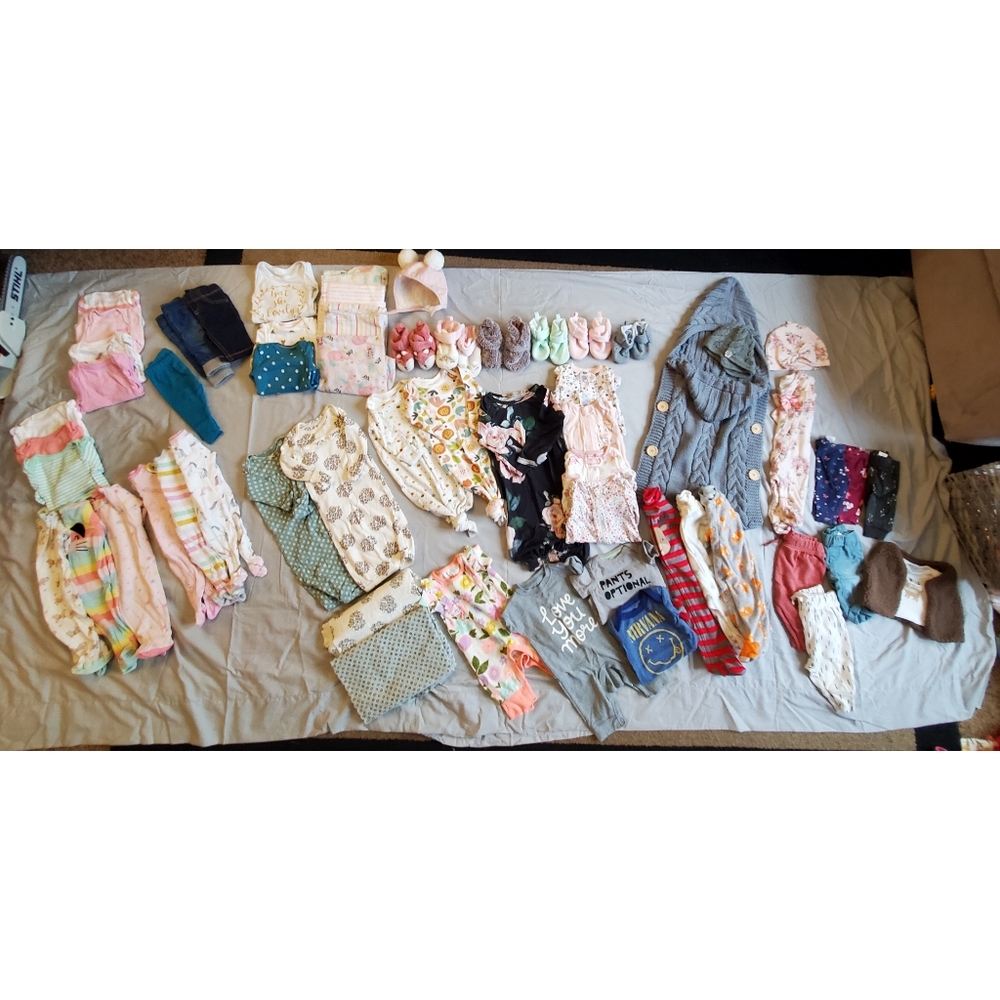 NEWBORN GIRL LOT
